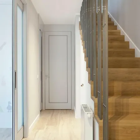公寓 Apartament Przystanek Orlowo 格丁尼亚